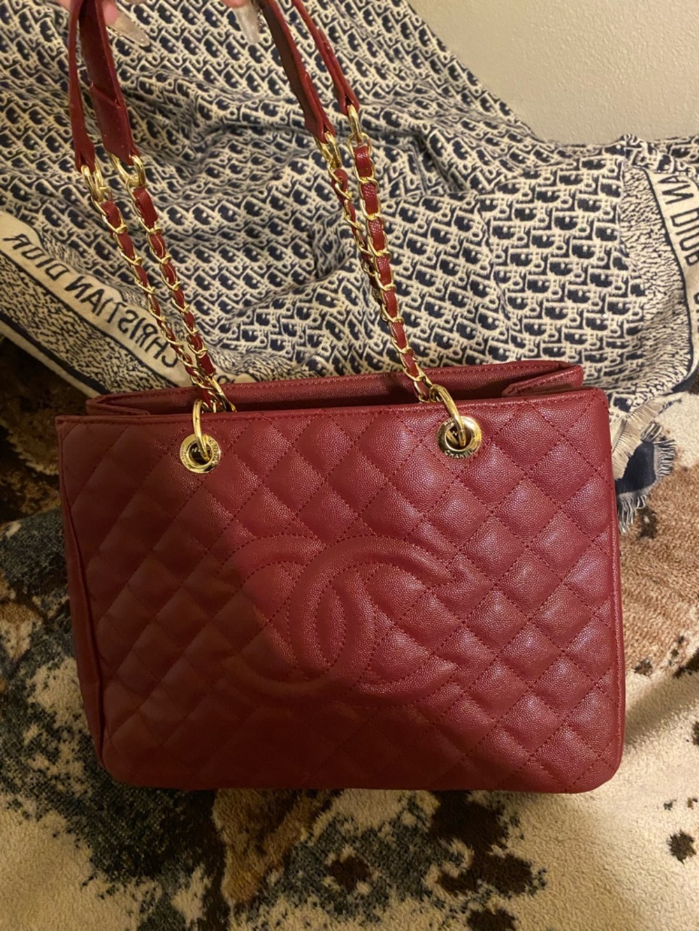 Chic Quilted Deep Red Shoulder Tote with Chain Straps
